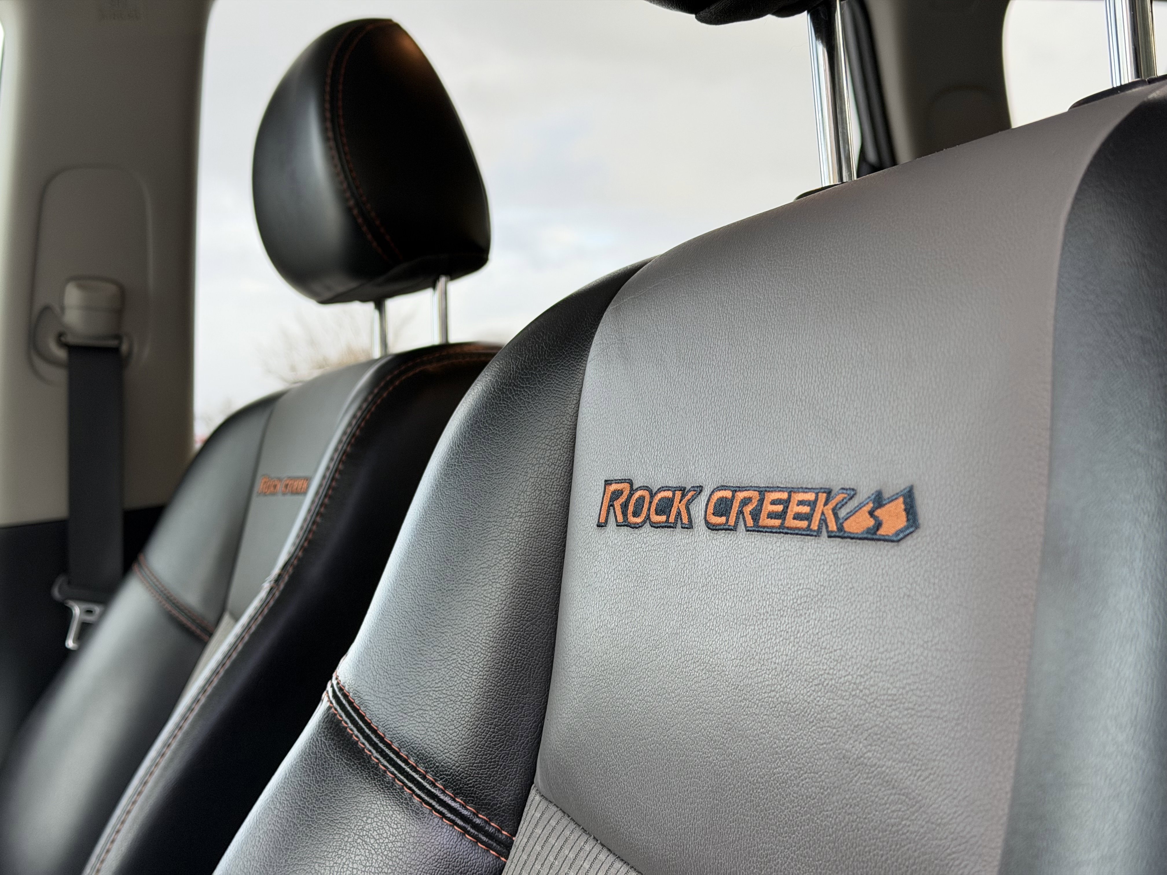 Used 2020 Nissan Pathfinder SV w/ Rock Creek Edition image 4