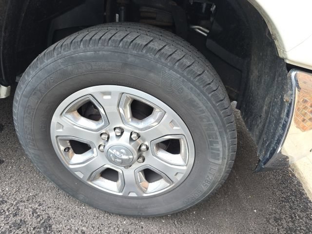 Used 2017 RAM 2500 Laramie w/ Protection Group AWD/4WD image 4