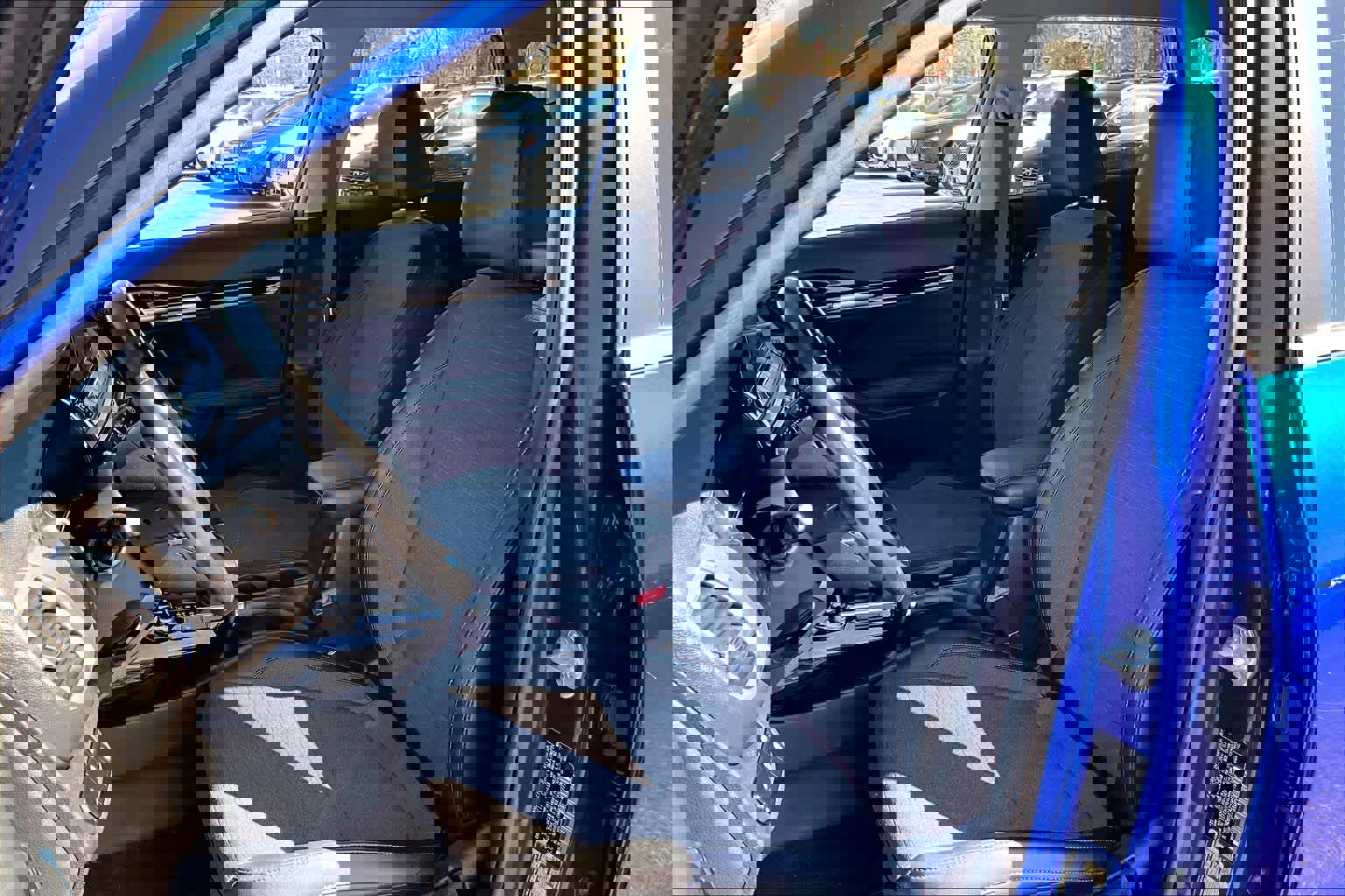 Used 2022 Kia Seltos Nightfall Edition image 9