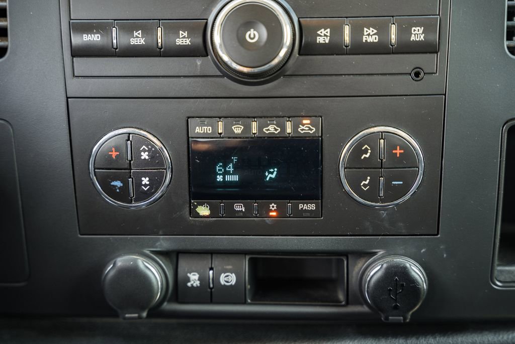 Used 2012 Chevrolet Silverado 2500 LT w/ Interior Plus Package AWD/4WD image 25
