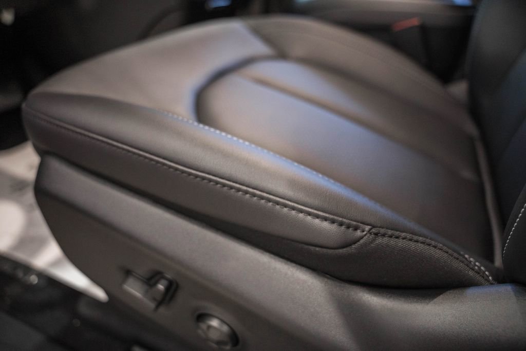 New 2026 Chrysler Pacifica Select image 31