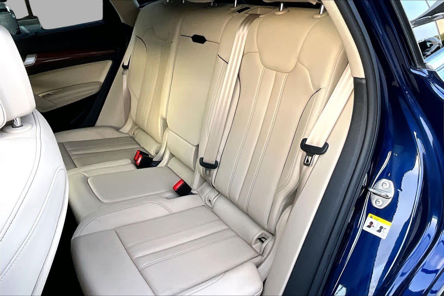 Used 2021 Audi Q5 2.0T Premium Plus AWD/4WD image 38