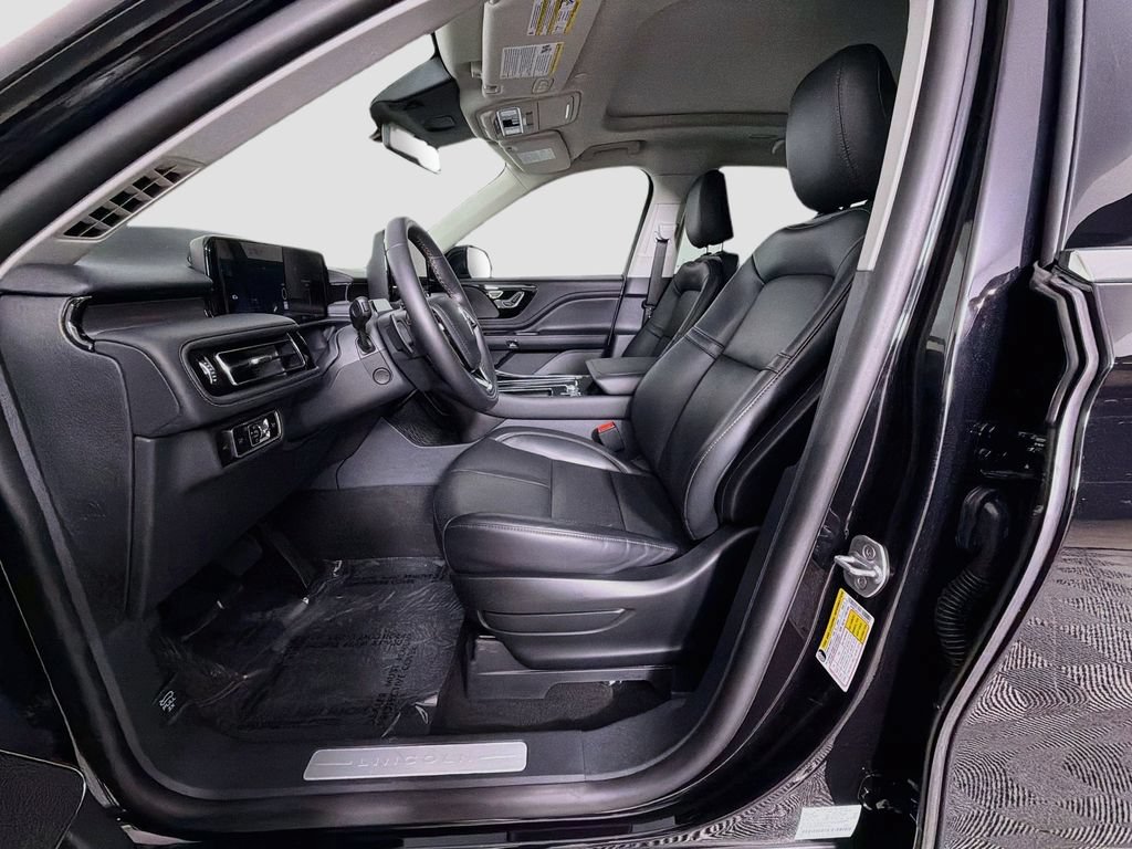 Used 2026 Lincoln Aviator 2WD image 20