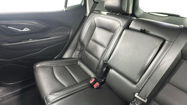 Used 2024 GMC Terrain SLT image 14