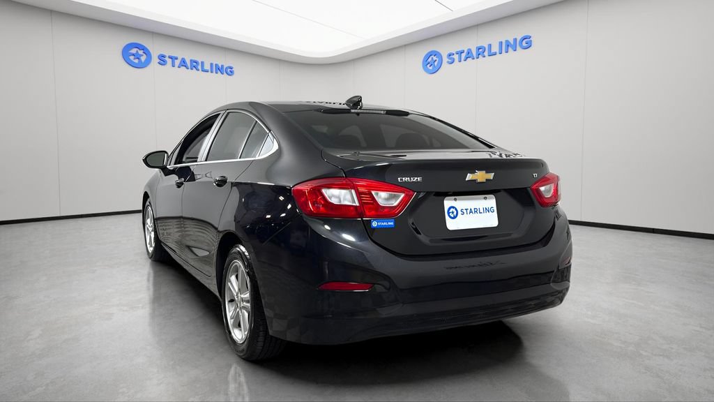 Used 2017 Chevrolet Cruze LT w/ Convenience Package FWD image 6