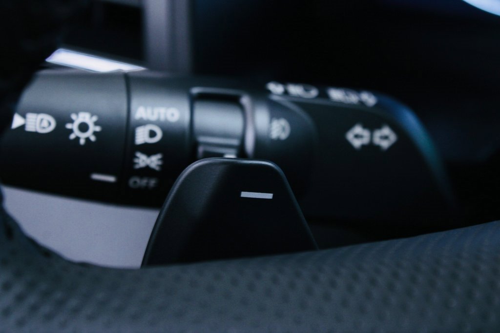 New 2025 Mitsubishi Outlander SE image 13