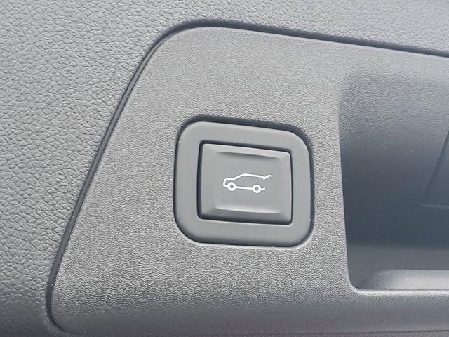 Used 2023 Buick Envision Essence image 9