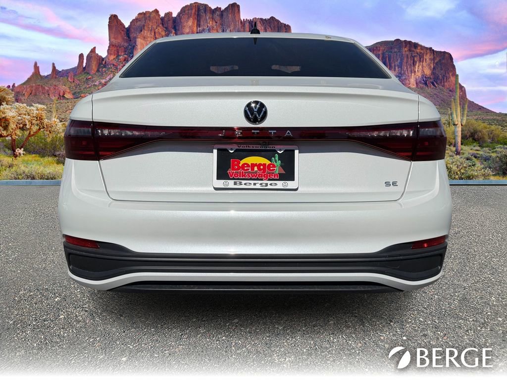 Used 2026 Volkswagen Jetta SE image 7