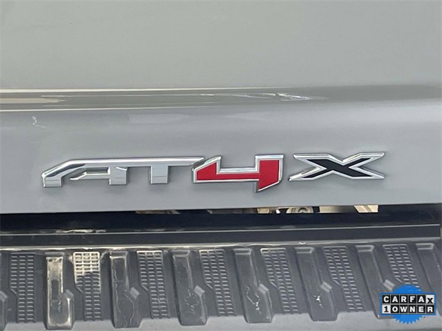 Used 2024 GMC Sierra 2500 AT4X image 8