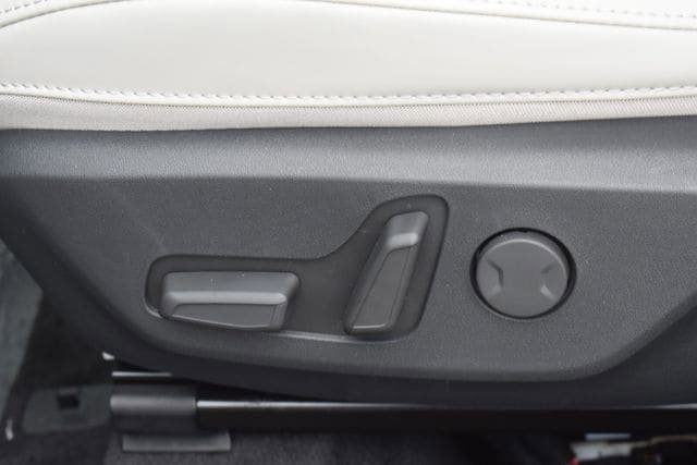 New 2026 Kia Niro EX FWD image 24