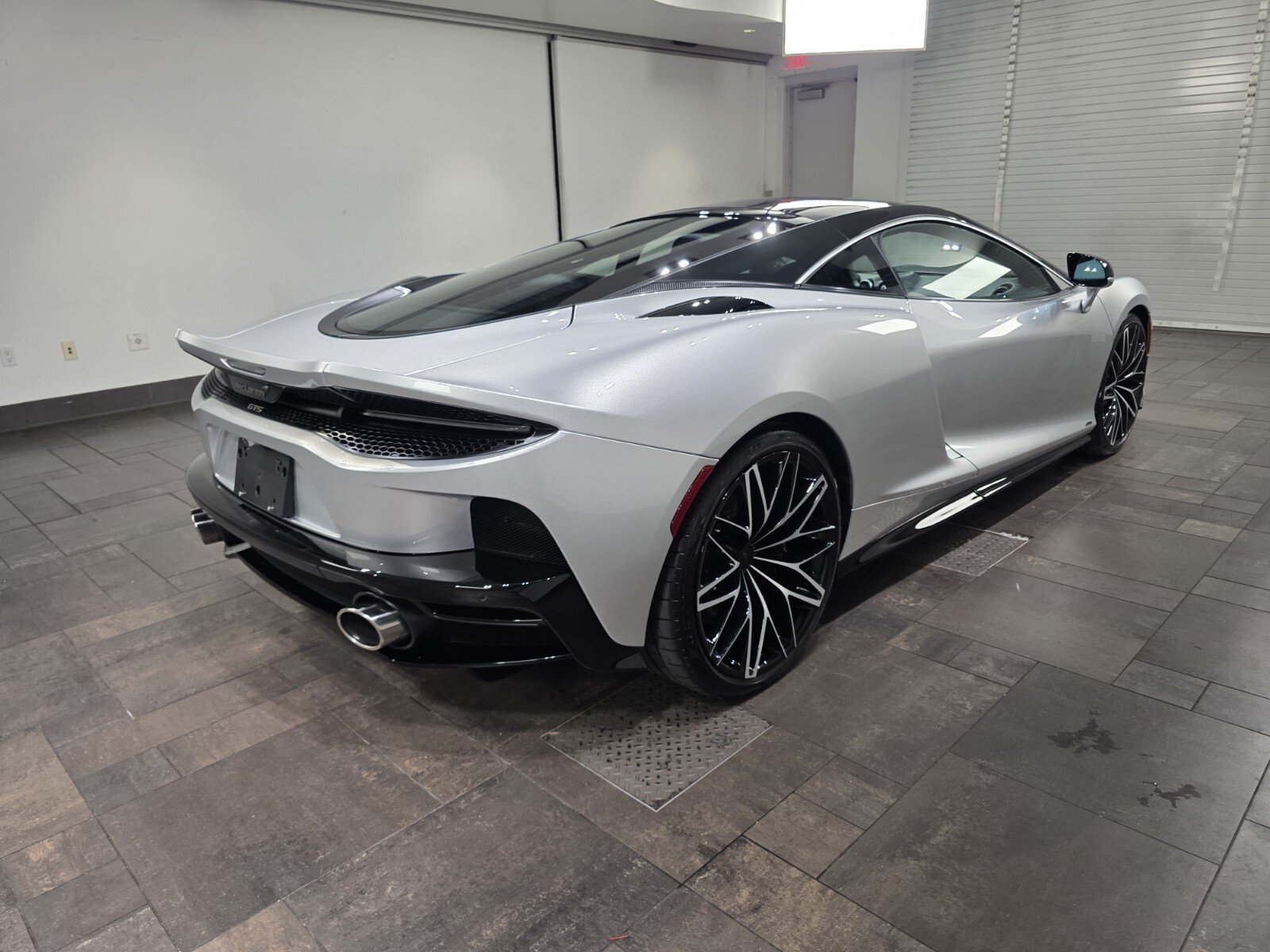 New 2027 McLaren GTS RWD image 22