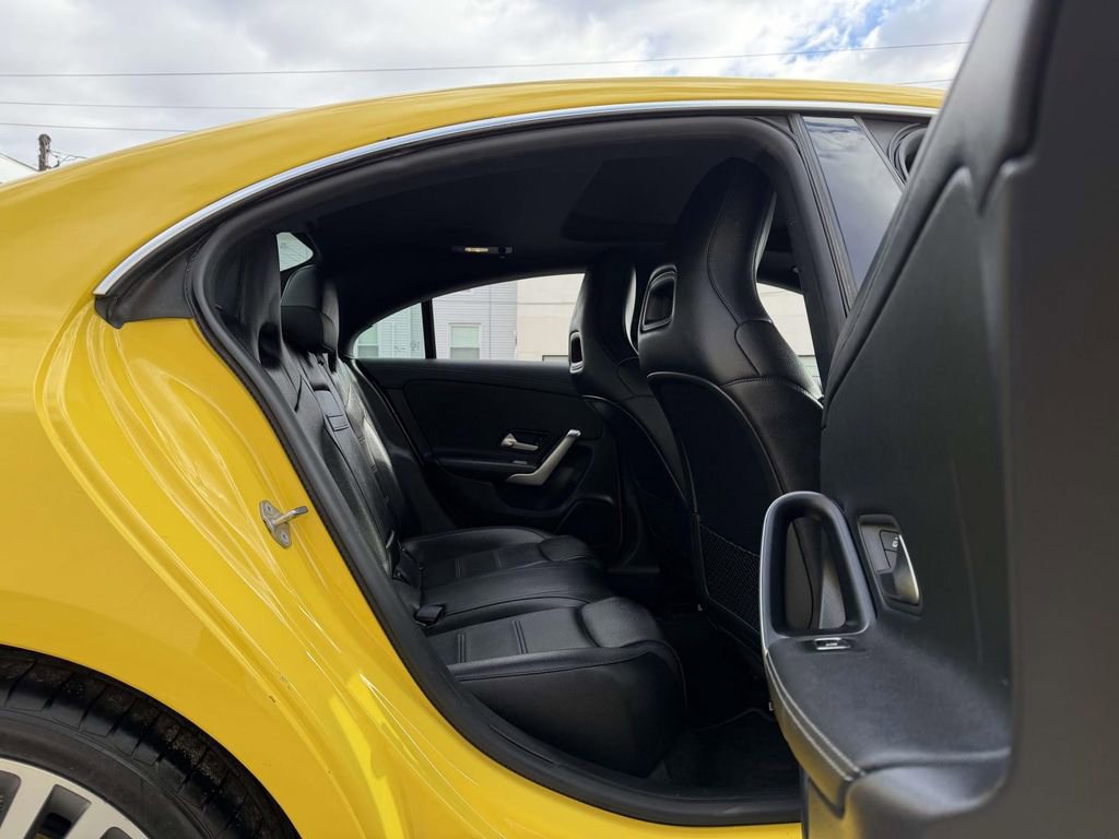 Used 2020 Mercedes-Benz CLA 250 image 16