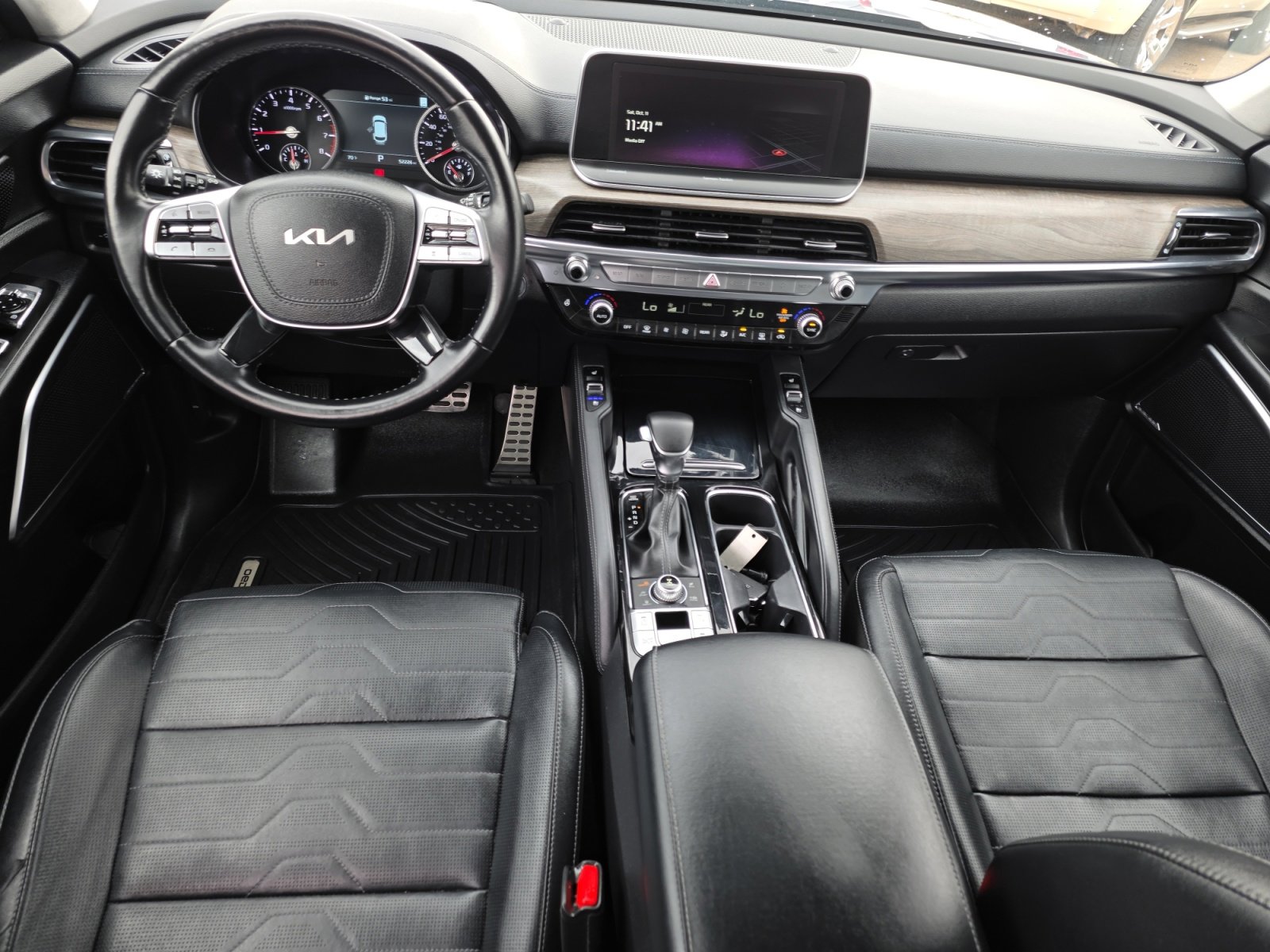 Used 2022 Kia Telluride SX w/ SX Prestige Package image 14