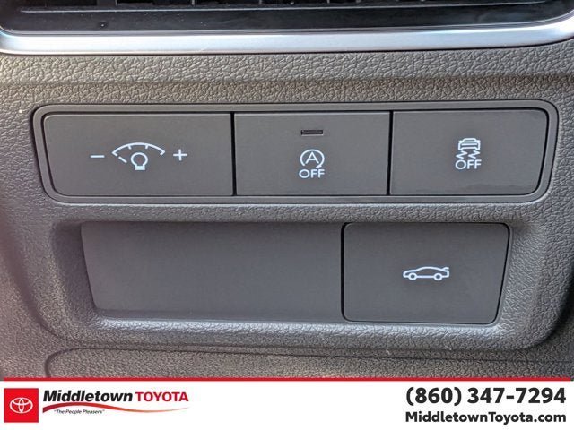 Used 2025 Hyundai Sonata SE FWD image 18