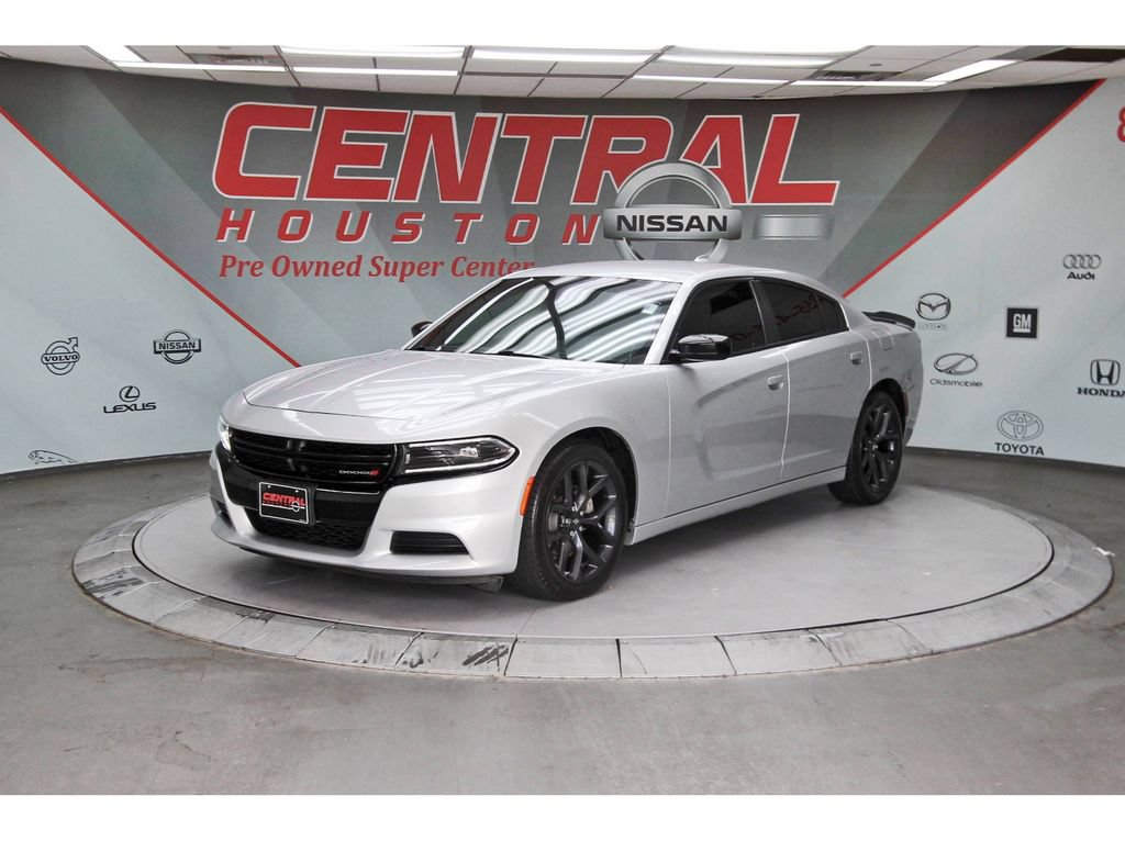 Used 2023 Dodge Charger SXT w/ Blacktop Package RWD image 2