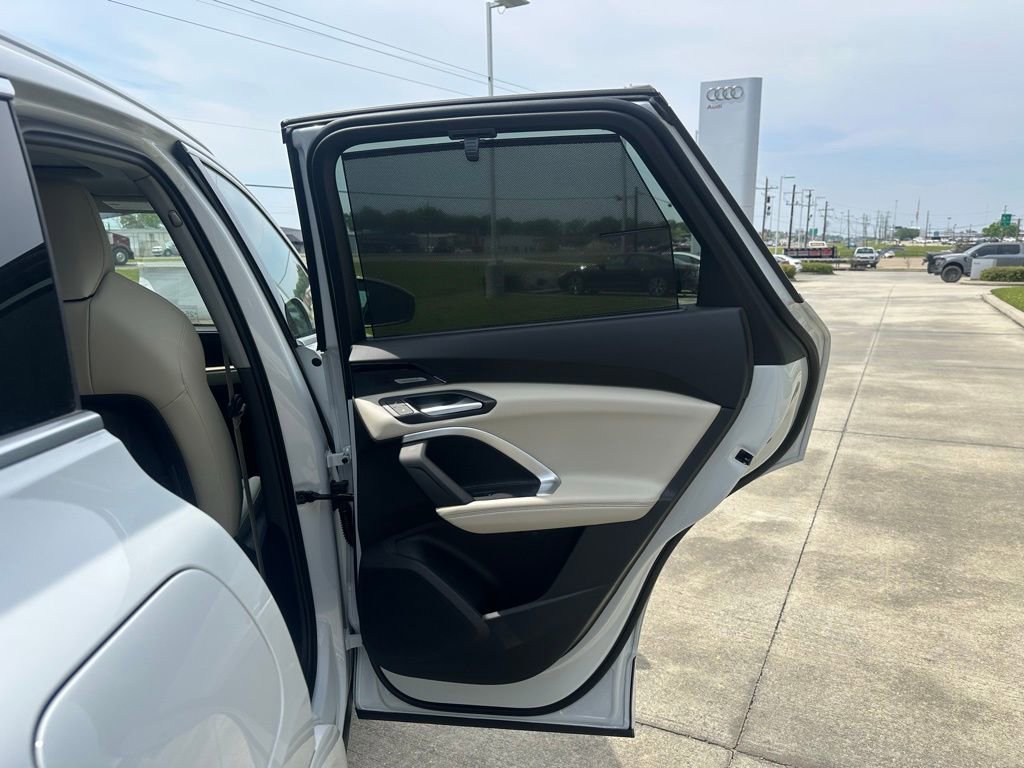 New 2025 Audi Q5 Premium Plus w/ Premium Plus image 30