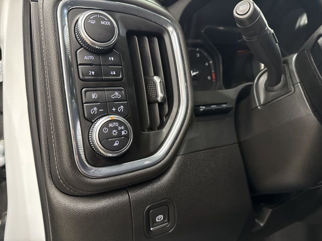 Used 2023 GMC Sierra 3500 Denali w/ Denali Ultimate Package image 12