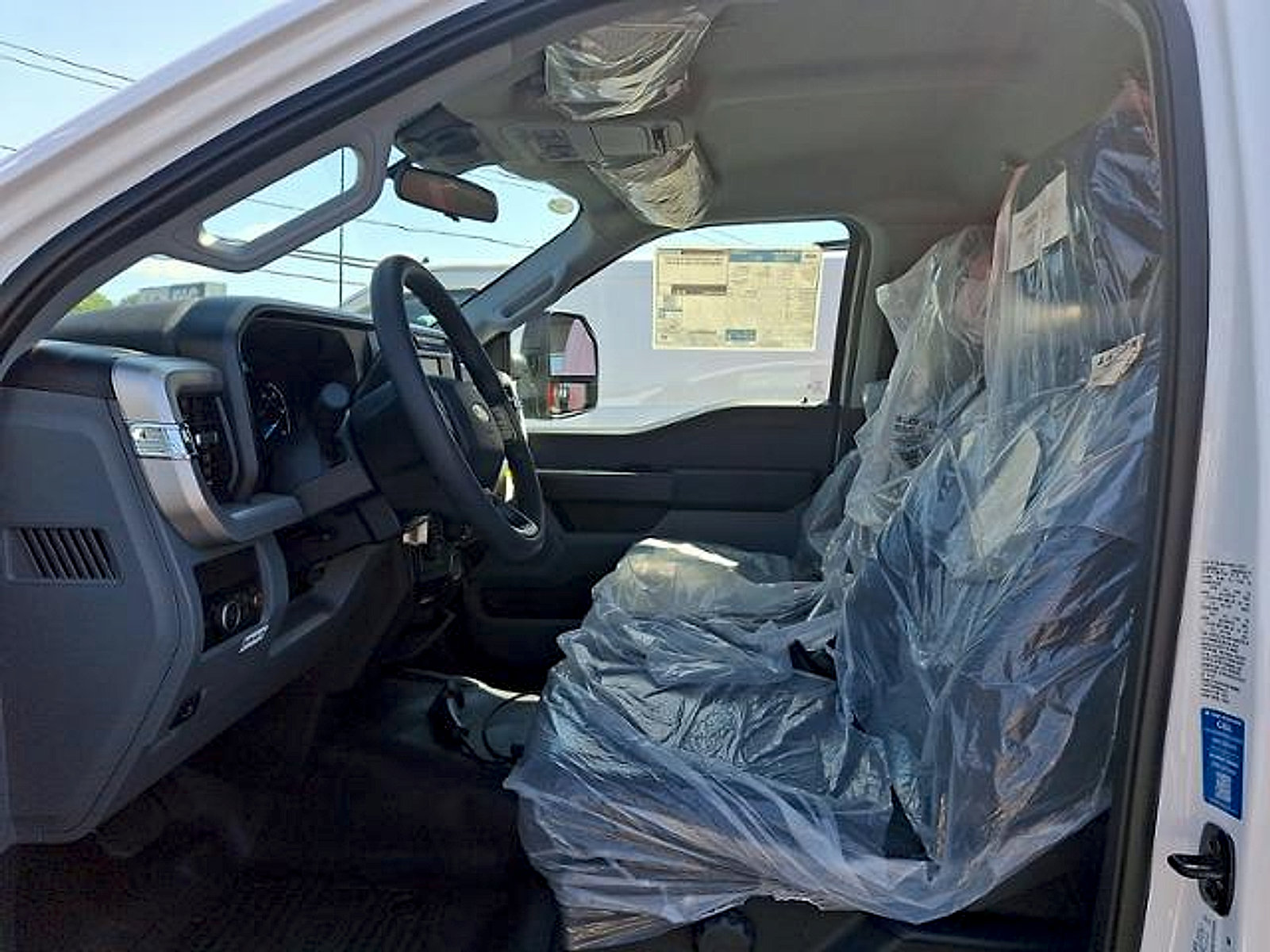 New 2026 Ford F550 4x4 Regular Cab Super Duty image 6