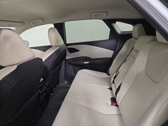 Used 2024 Lexus RX 350 FWD w/ Technology Package image 15