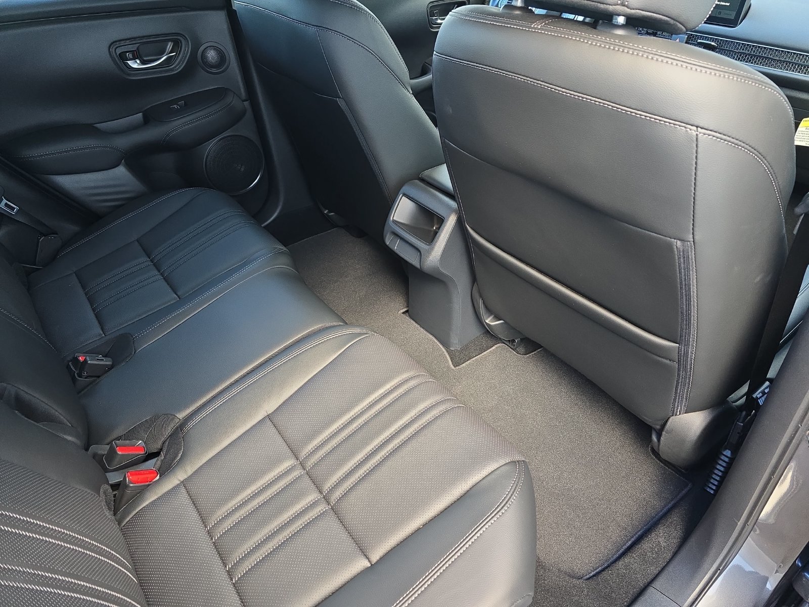 Certified 2026 Honda HR-V EX-L image 11