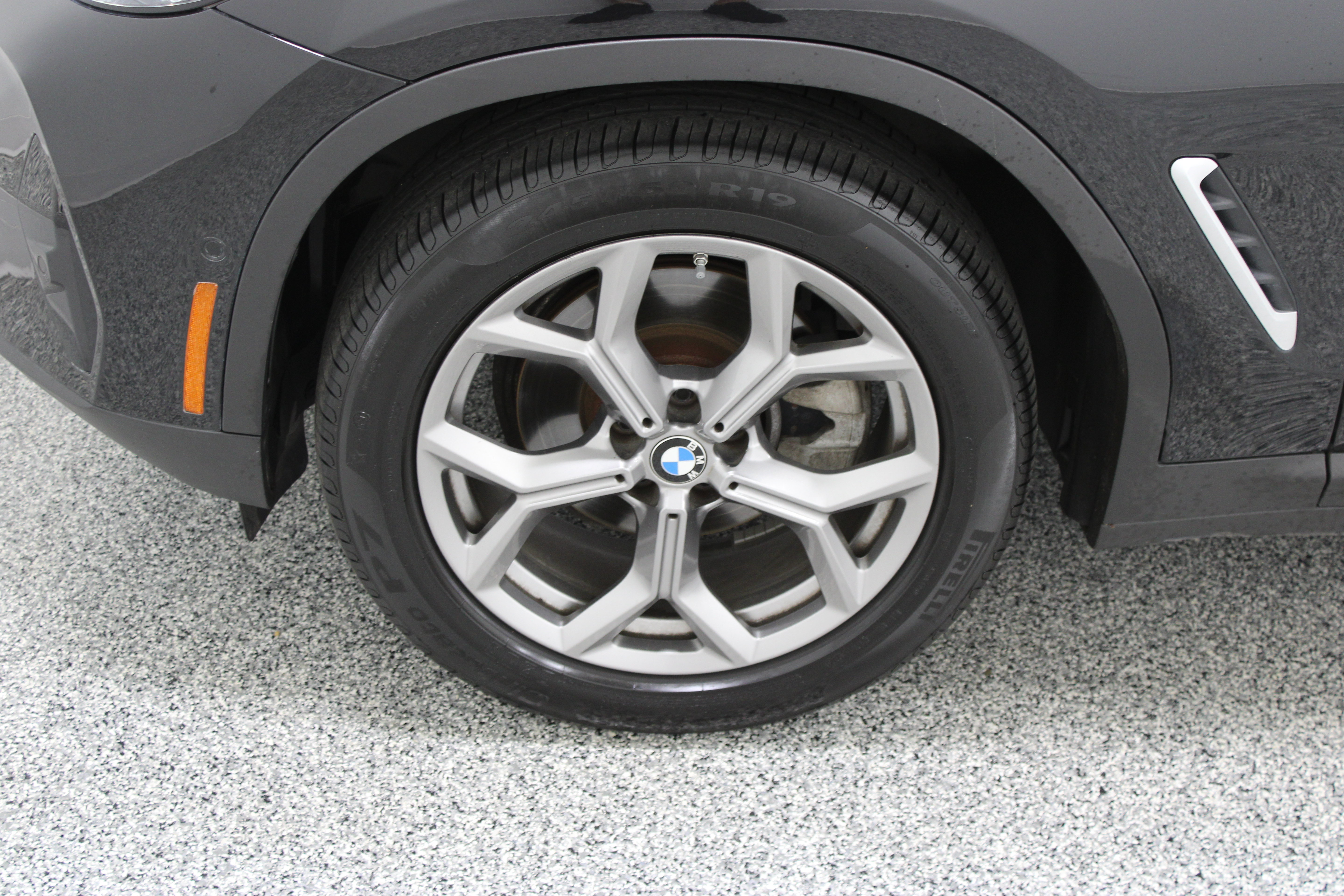 Used 2023 BMW X4 xDrive30i AWD/4WD image 11