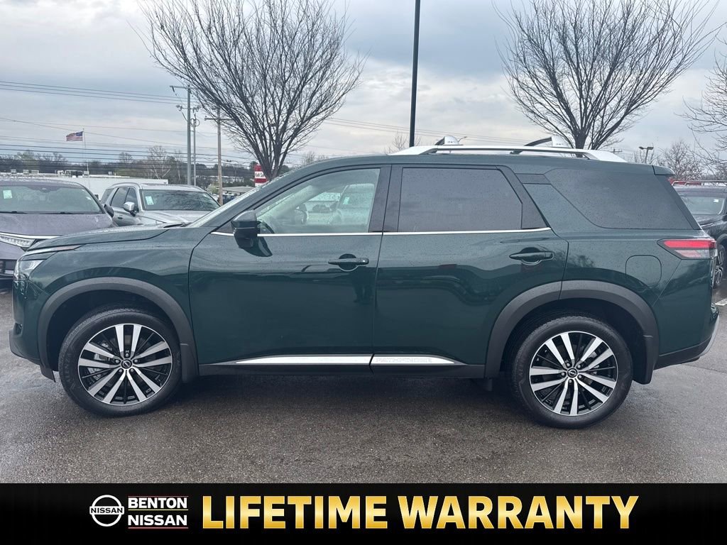 Certified 2025 Nissan Pathfinder Platinum w/ Cargo Package image 4