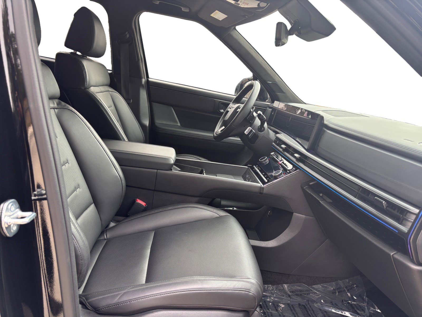 Used 2025 Hyundai Santa Fe Calligraphy image 15