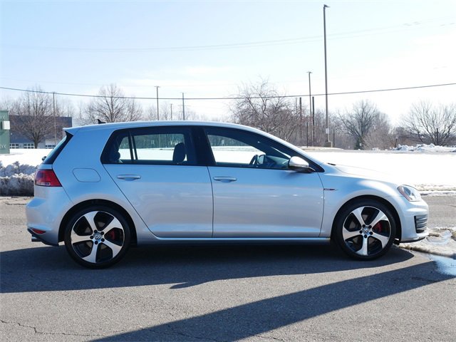 Used 2017 Volkswagen GTI S image 8