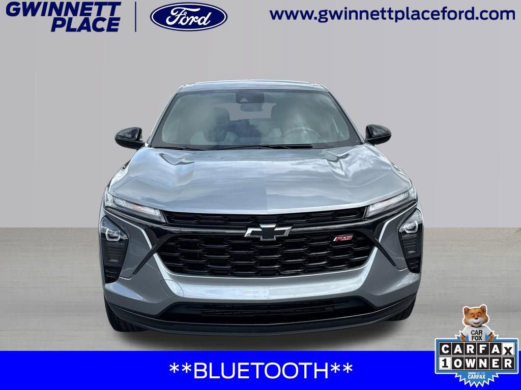 Used 2024 Chevrolet Trax RS w/ Driver Confidence Package image 2