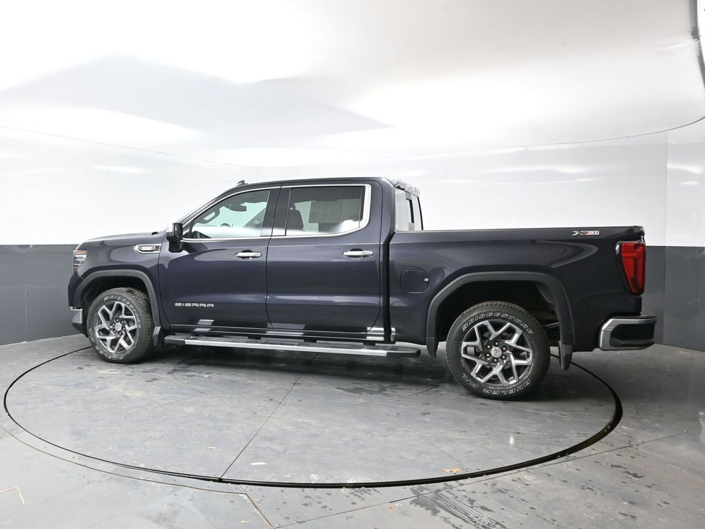Used 2023 GMC Sierra 1500 SLT w/ SLT Premium Package image 11