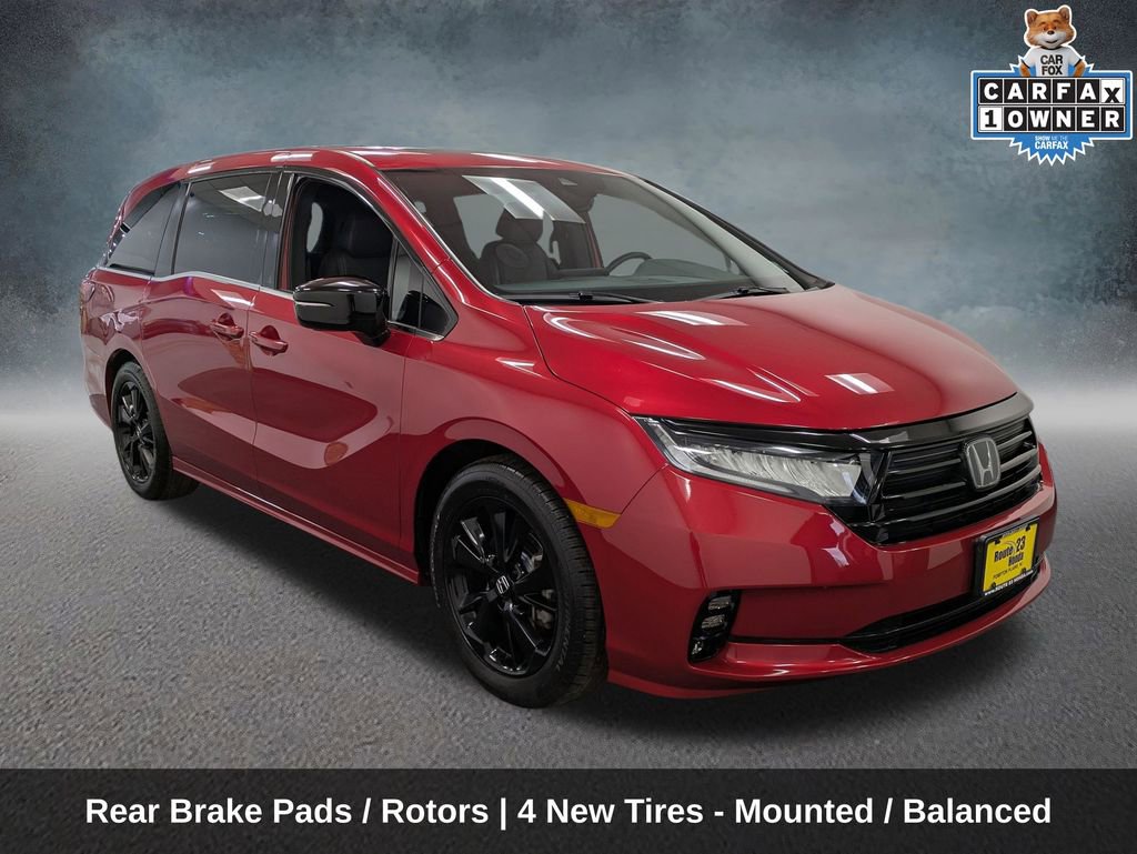 Certified 2023 Honda Odyssey Sport image 3