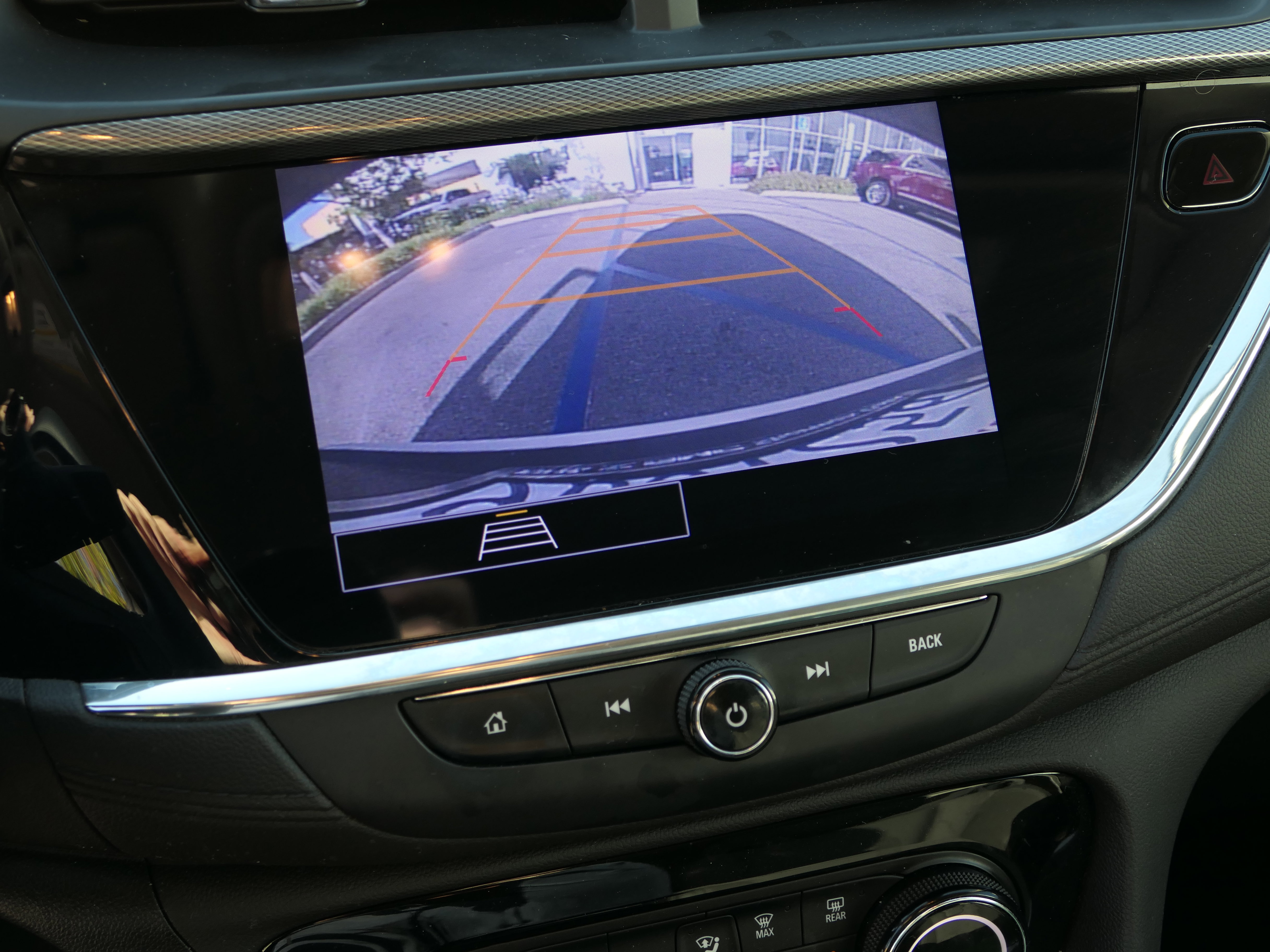Used 2023 Buick Encore GX Preferred w/ Cold Weather Comfort Package FWD image 20