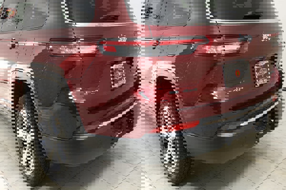 Used 2022 Jeep Grand Cherokee L Limited image 48