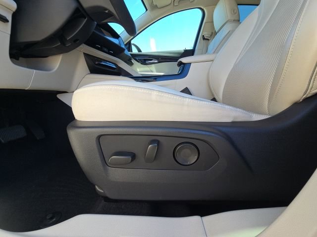 Used 2021 Buick Envision Essence w/ Technology Package I image 22