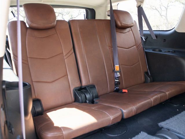 Used 2015 Cadillac Escalade ESV Premium image 21