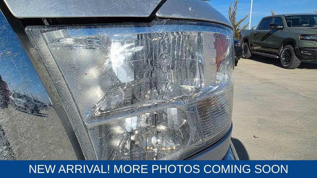 Used 2018 RAM 2500 Tradesman w/ Chrome Appearance Group image 9