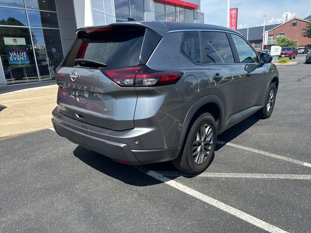 Used 2024 Nissan Rogue S AWD/4WD video 3