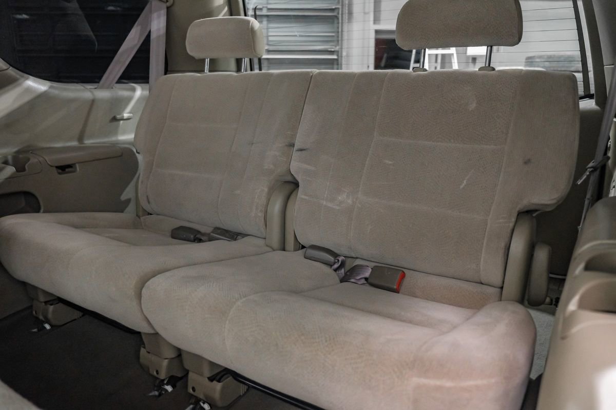 Used 2004 Toyota Sequoia SR5 image 38