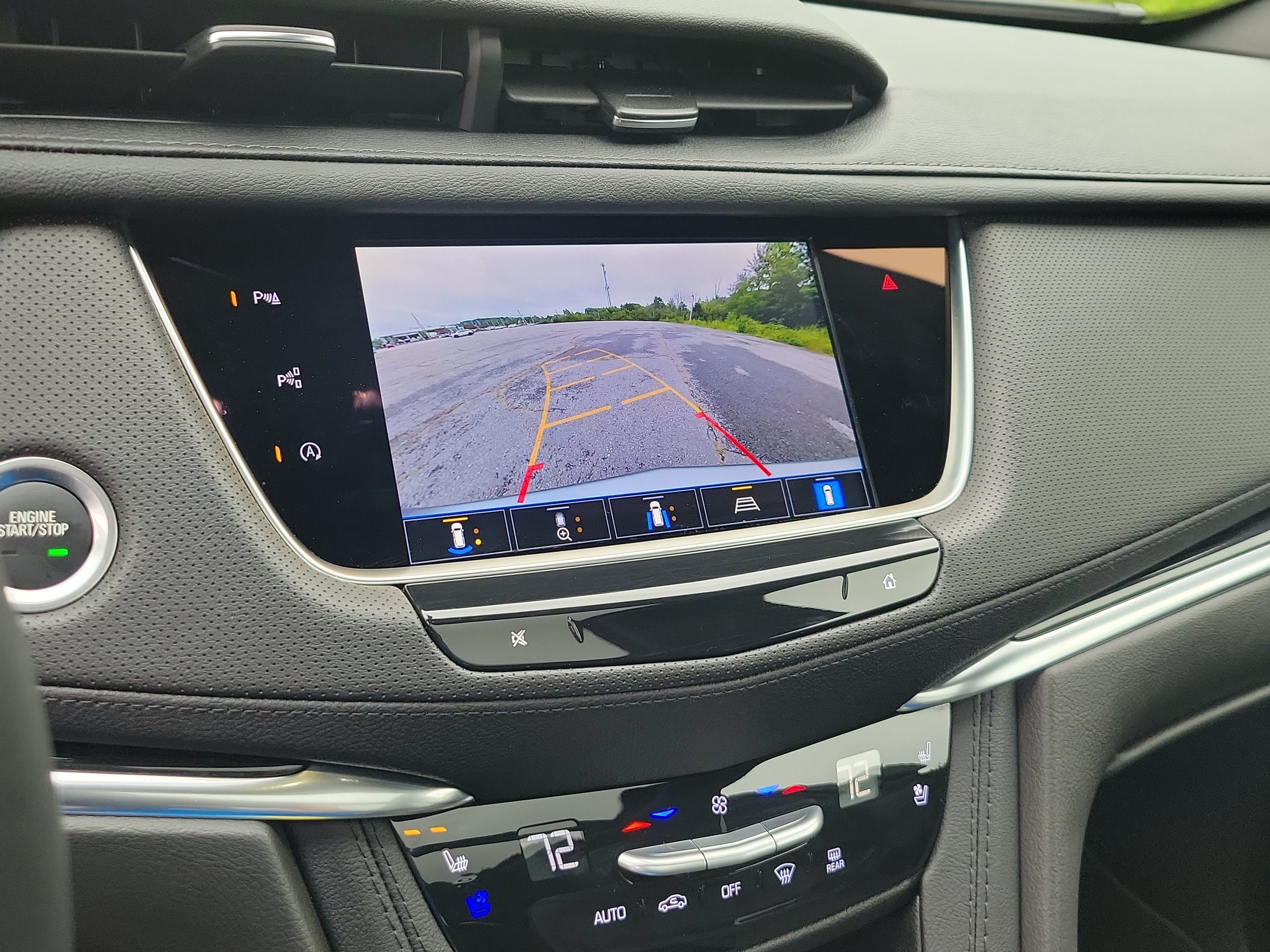 Certified 2025 Cadillac XT5 Premium Luxury w/ Technology Package AWD/4WD image 26