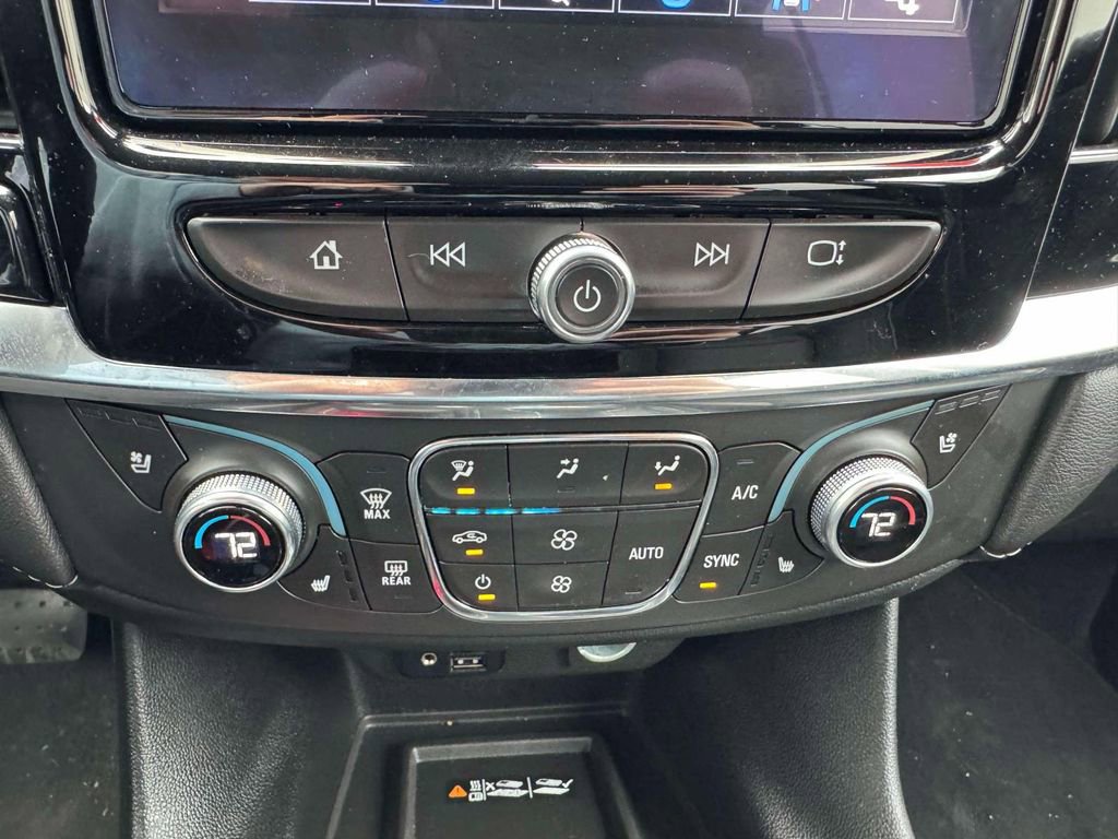 Used 2021 Chevrolet Traverse High Country image 30