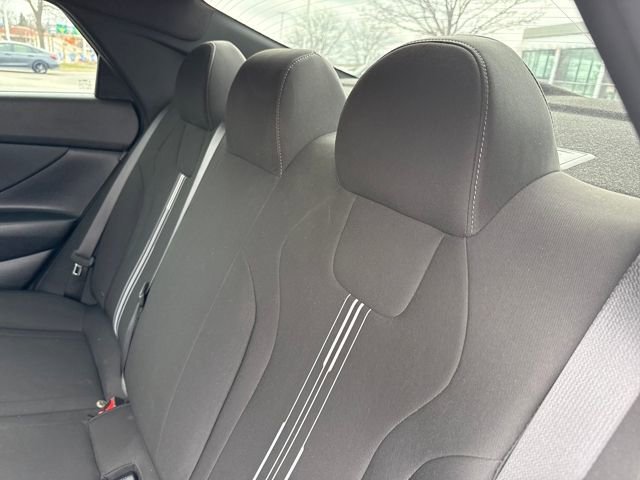 Used 2025 Hyundai Elantra Sport image 17