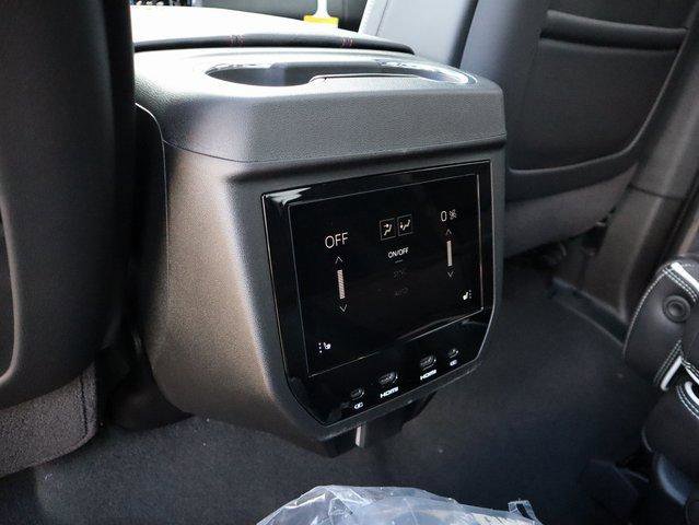 New 2026 GMC Yukon AT4 Ultimate image 18