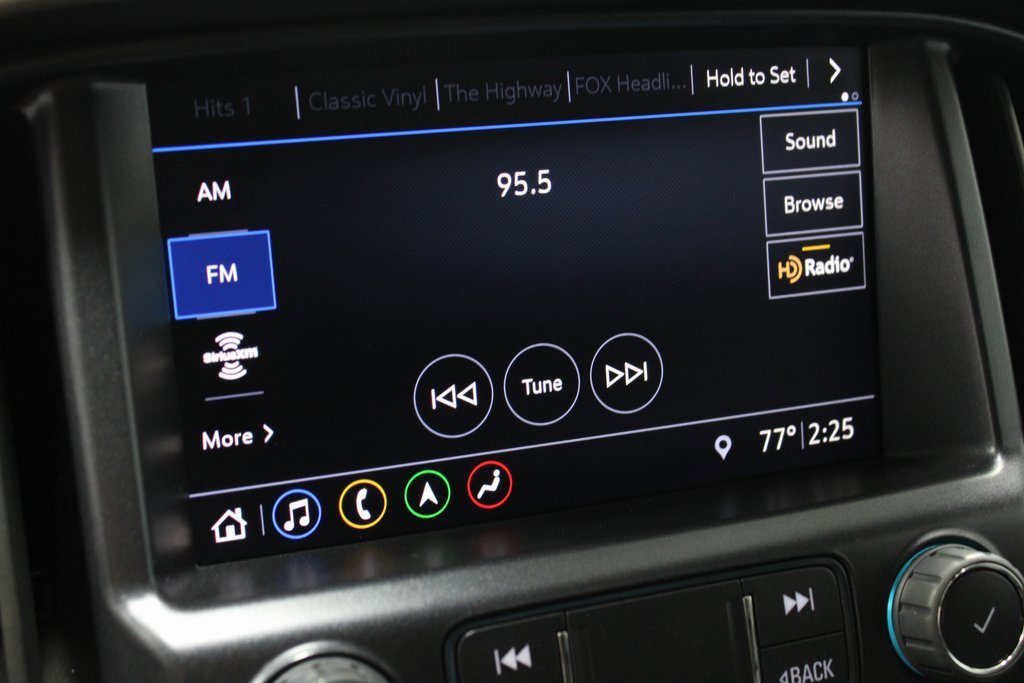 Used 2022 Chevrolet Colorado Z71 w/ Safety Package image 2