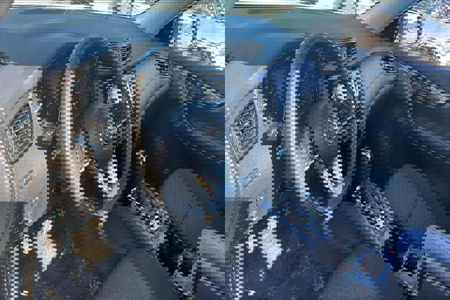 Used 2019 Nissan Rogue S image 51