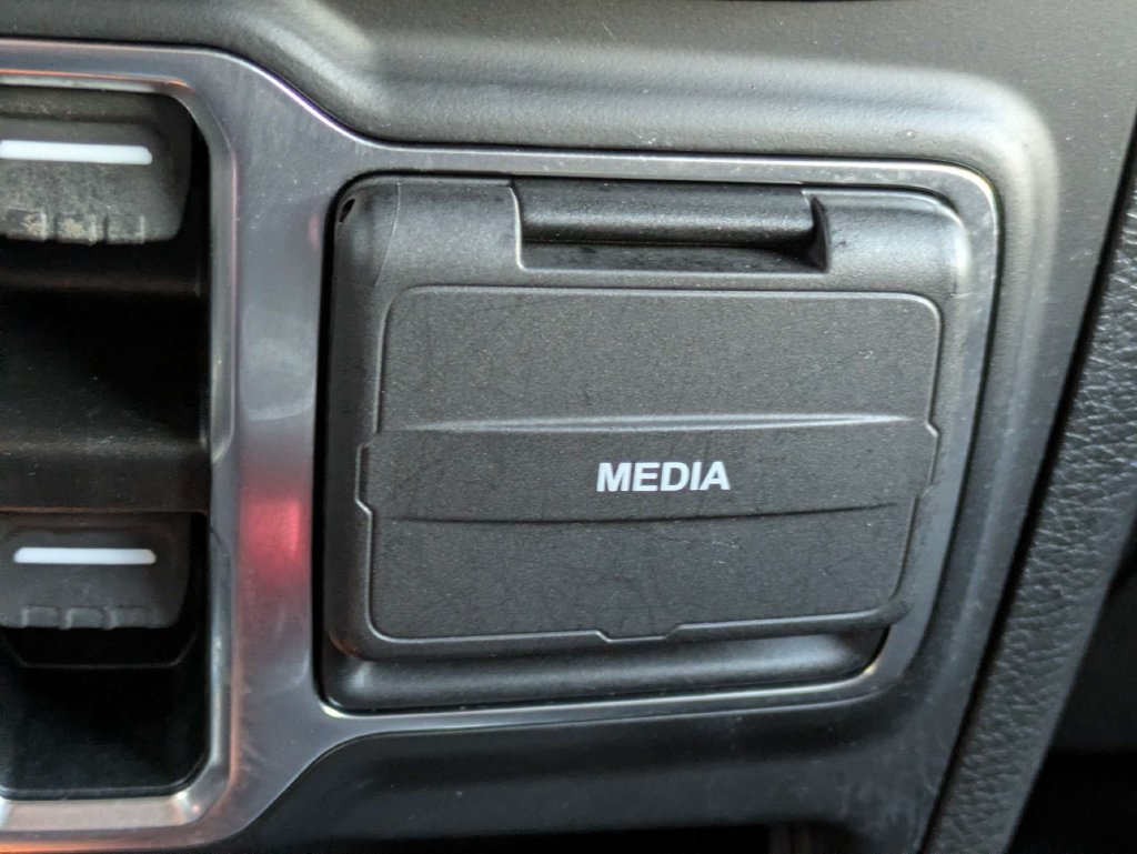 Used 2023 Jeep Wrangler Unlimited Sport AWD/4WD image 24