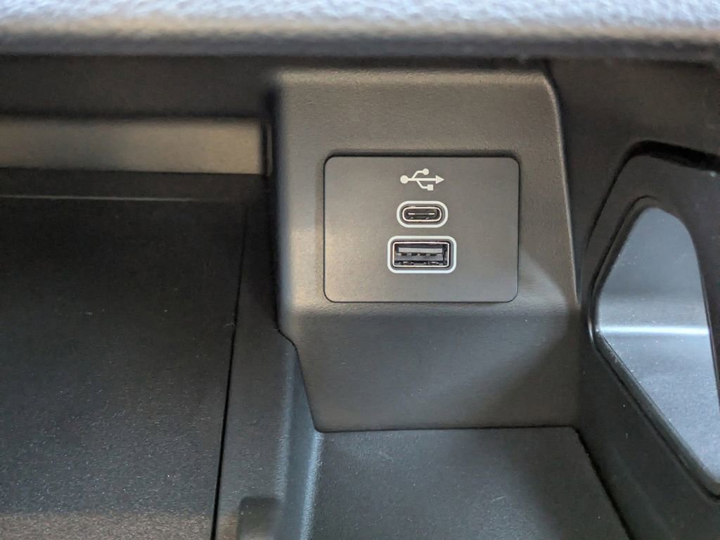 New 2025 Ford Ranger Lariat w/ FX4 Off-Road Package image 24