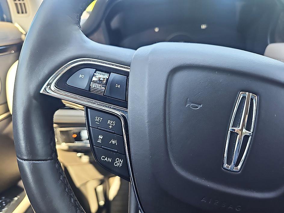 Used 2023 Lincoln Nautilus Reserve w/ Equipment Group 201A FWD image 22