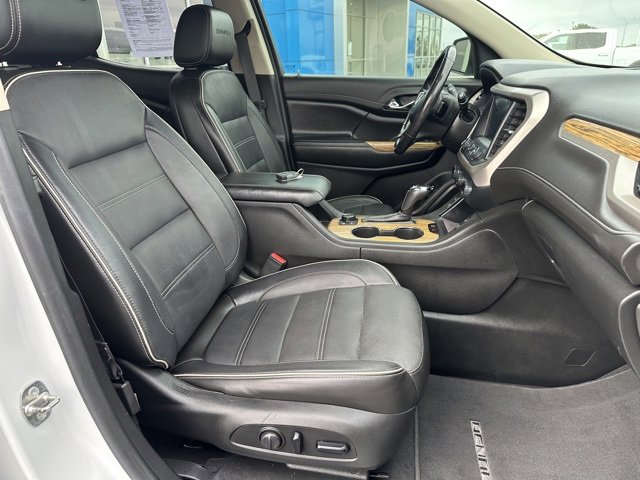 Used 2019 GMC Acadia Denali image 11