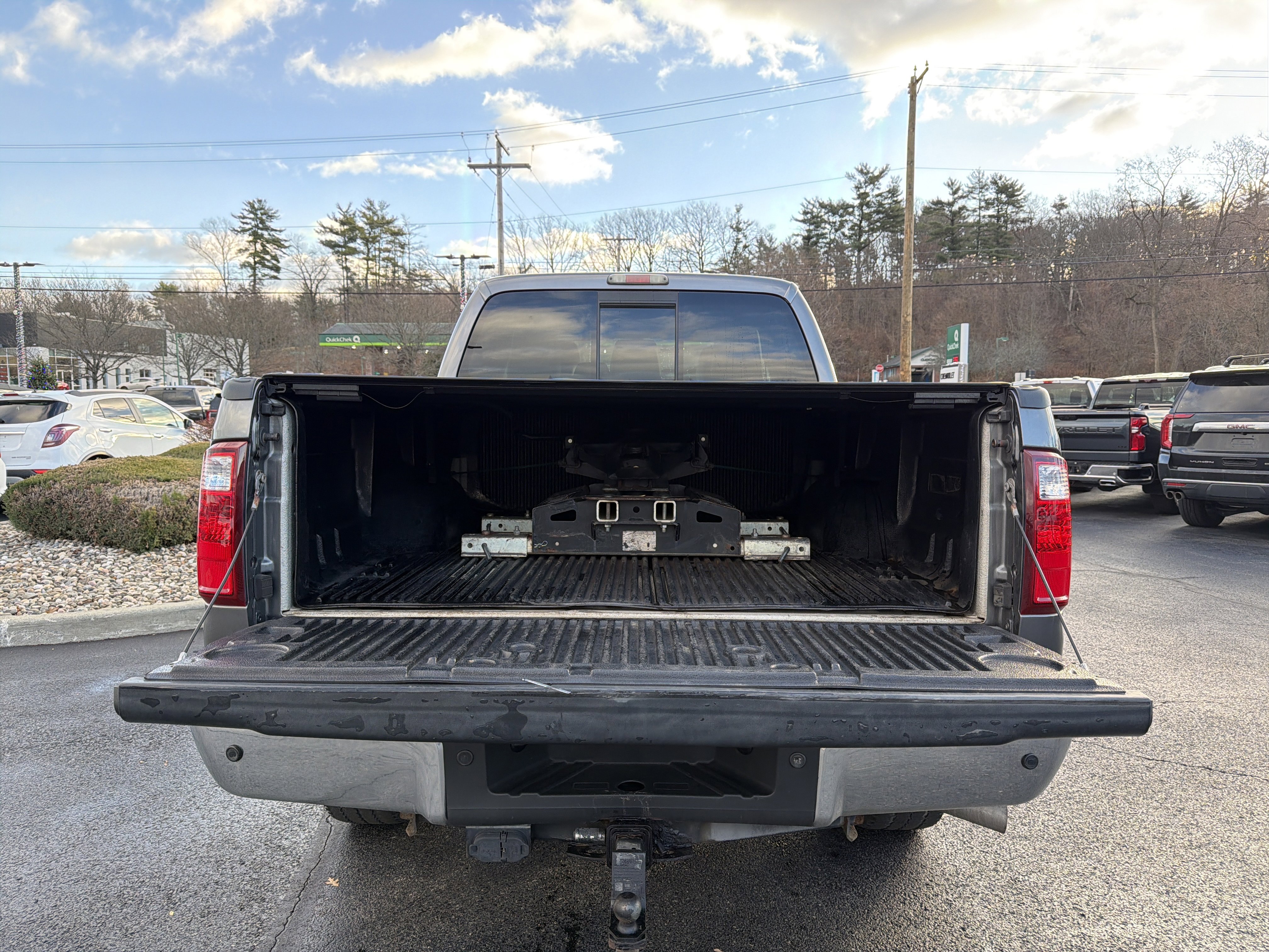 Used 2011 Ford F350 Lariat w/ Lariat Interior Pkg image 28