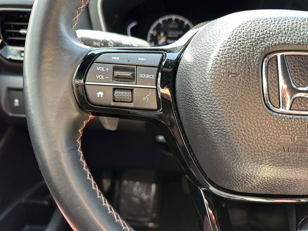 Certified 2025 Honda Pilot Sport image 13